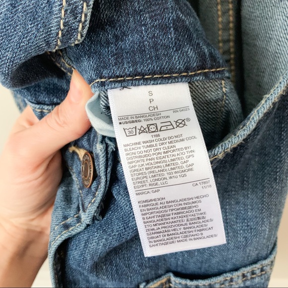 GAP Denim Overall Cuffed Shorts - Picture 12 of 14